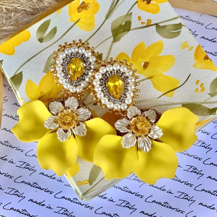 ANNA - Yellow Earrings
