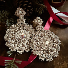 Load image into Gallery viewer, SIMONA GOLD - FRIVOLITE EARRINGS