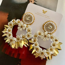 Load image into Gallery viewer, FLOWERS HEART - GOLD - ROSE