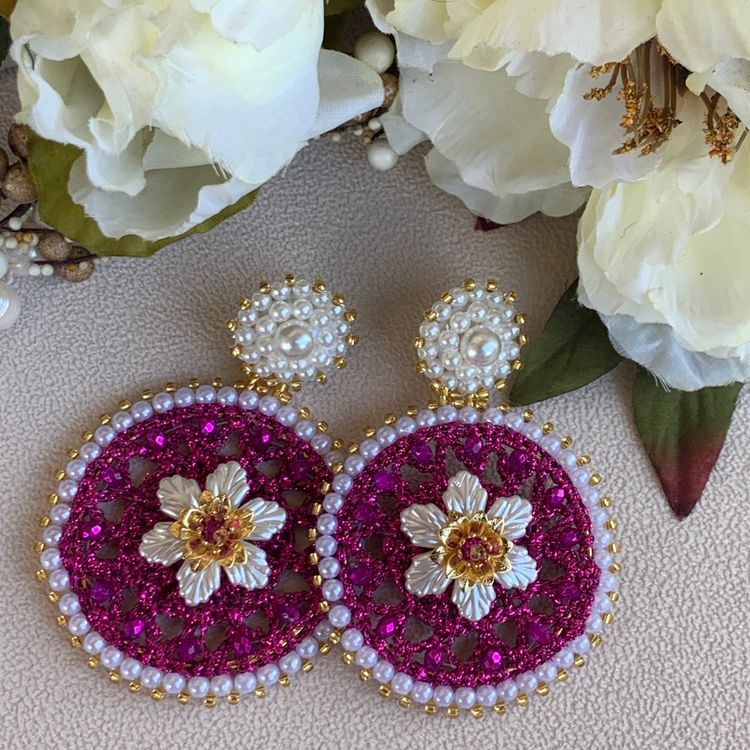 SOFIA - Pink and Pearls Earrings