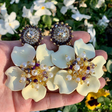 Load image into Gallery viewer, Corinna Earrings - Pale Yellow and lilac
